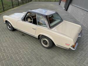 Image 13/38 de Mercedes-Benz 280 SL (1970)