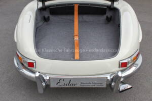 Image 21/38 de Mercedes-Benz 300 SL Roadster (1961)