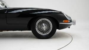 Image 10/15 de Jaguar Type E 4.2 (1966)
