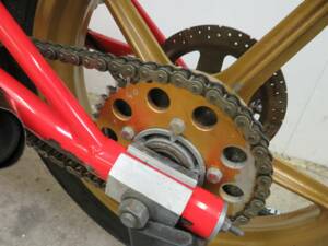 Afbeelding 41/43 van Ducati 600 TT2 (1982)