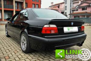 Image 4/10 of BMW M5 (2000)
