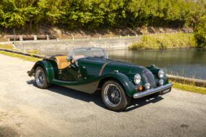 Image 1/13 of Morgan Plus 8 (1996)