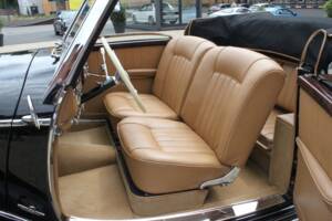 Bild 11/22 von Mercedes-Benz 220 Cabriolet A (1953)