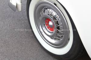 Image 33/40 of Ford Thunderbird (1955)