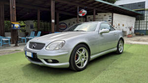 Afbeelding 53/63 van Mercedes-Benz SLK 32 AMG (2001)