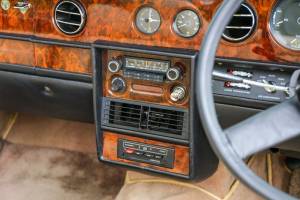 Image 26/50 of Rolls-Royce Corniche I (1977)