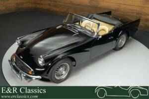 Image 1/19 of Daimler SP 250 (1961)