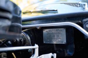 Image 48/50 of Jensen FF (1967)