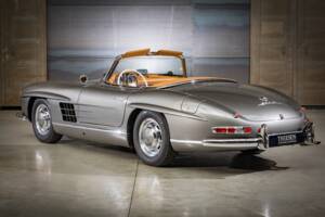Image 7/22 de Mercedes-Benz 300 SL Roadster (1961)