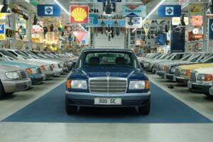 Bild 8/50 von Mercedes-Benz 300 SE (1990)