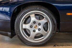 Afbeelding 19/50 van Porsche 928 GTS (1992)