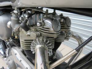 Bild 17/45 von Triumph T 120 Bonneville (1961)