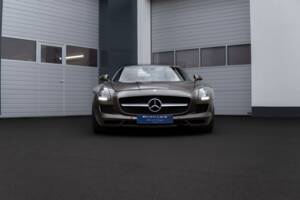 Image 6/45 of Mercedes-Benz SLS AMG Roadster (2012)