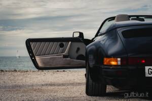 Image 15/85 of Porsche 911 Speedster 3.2 (1989)