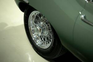 Image 39/50 of Jaguar E-Type 4.2 (1966)