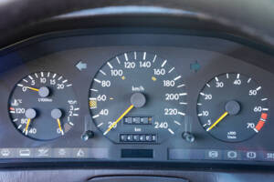 Immagine 9/50 di Mercedes-Benz 300 SL (1993)