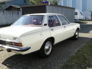 Image 5/8 of Opel Commodore 2,5 S (1973)