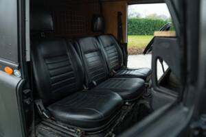 Bild 30/50 von Land Rover 90 (1985)