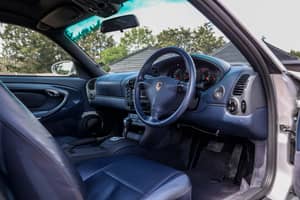 Image 18/32 of Porsche 911 Carrera (1998)