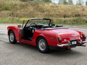 Image 4/21 of MG Midget GAN5 (1974)