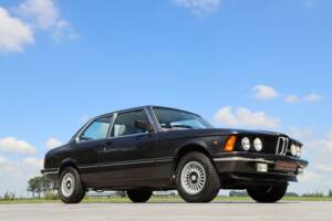 Image 7/50 of BMW 323i (1980)
