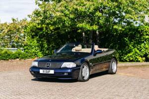 Image 12/50 of Mercedes-Benz SL 600 (2000)