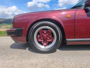 Image 24/25 of Porsche 911 SC 3.0 (1983)