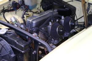 Bild 25/34 von MG MGB GT (1966)
