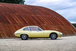 Bild 26/30 von Jaguar E-Type V12 (2+2) (1971)