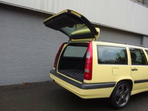 Image 33/50 de Volvo 850 T-5R (1995)