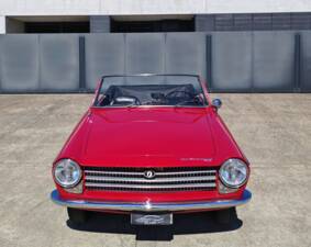 Image 9/40 of Innocenti 950 Spider (1963)