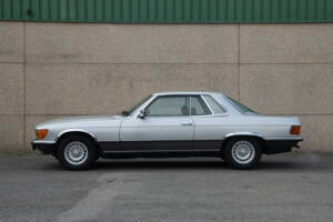 Image 22/29 of Mercedes-Benz 500 SLC (1980)