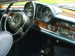 Afbeelding 17/32 van Mercedes-Benz 280 SE (1969)