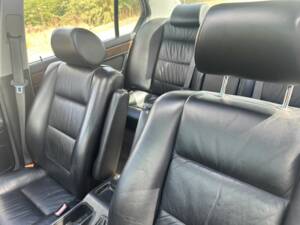 Bild 2/7 von BMW 750i (1989)