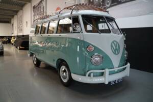 Image 2/50 of Volkswagen T1 panel van (1964)