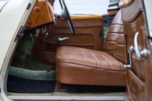 Bild 36/50 von Triumph 2000 Roadster (1949)