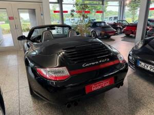 Bild 33/36 von Porsche 911 Carrera 4 GTS (2011)