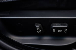 Image 21/31 of BMW 528i (1996)