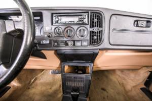 Image 18/50 of Saab 900 Turbo 16V (1990)