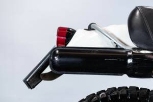 Image 32/50 de KTM DUMMY (1978)