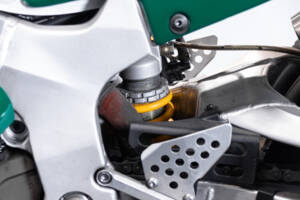 Bild 24/50 von Honda DUMMY (2003)