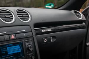 Image 26/39 of Audi S4 (2006)