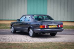 Bild 6/29 von Mercedes-Benz 300 SE (1990)