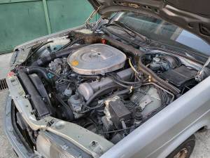 Image 28/30 of Mercedes-Benz 500 SEL (1985)