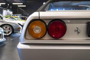 Bild 14/17 von Ferrari Mondial 3.2 (1987)