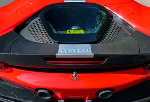 Image 15/37 of Ferrari SF90 Spider (2023)