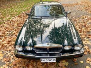 Bild 41/50 von Daimler Double Six (1992)