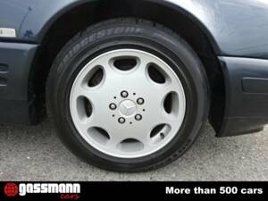 Imagen 14/15 de Mercedes-Benz SL 320 (1996)