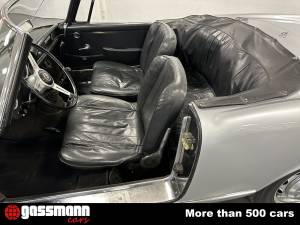 Immagine 10/15 di Alfa Romeo 2600 Spider (1966)