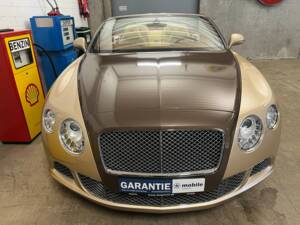 Bild 4/19 von Bentley Continental GTC W12 (2012)